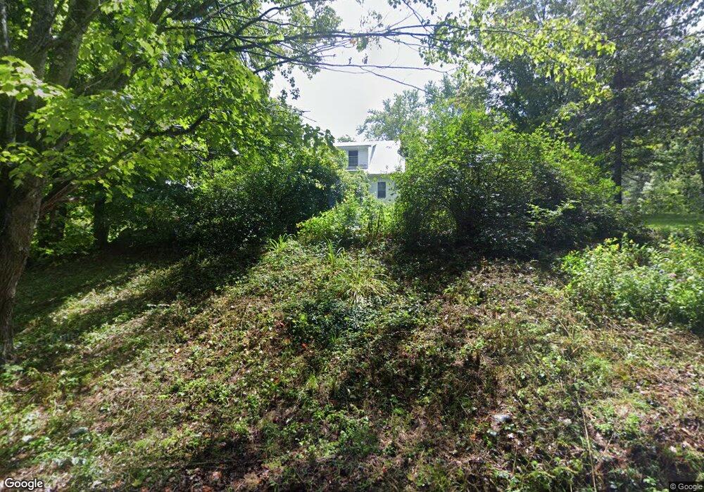 532 Hackett Swamp Rd, Charlestown, NH 03603 - photo 1