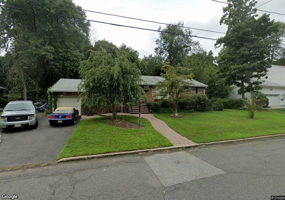 8 Delores Dr, Montvale, NJ 07645 - photo 1