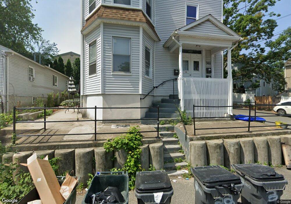 948 Douglas Ave unit 2, Providence, RI 02908 - photo 1