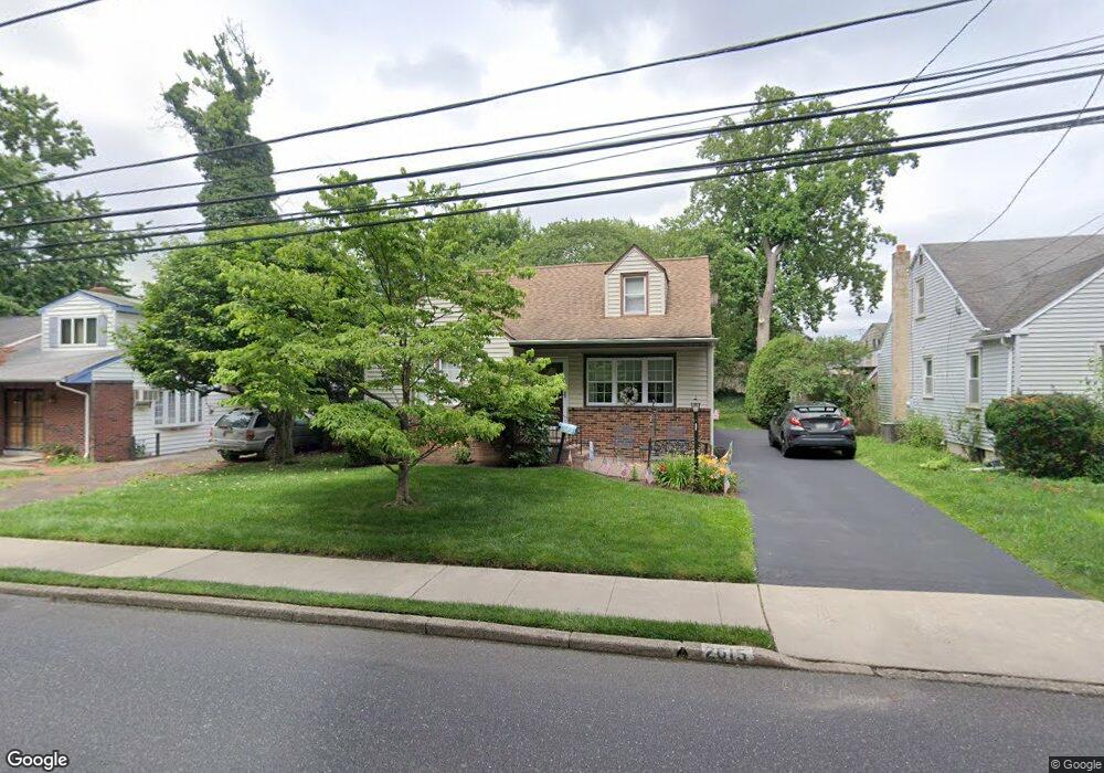 2615 Woodland Rd, Abington, PA 19001 - photo 1