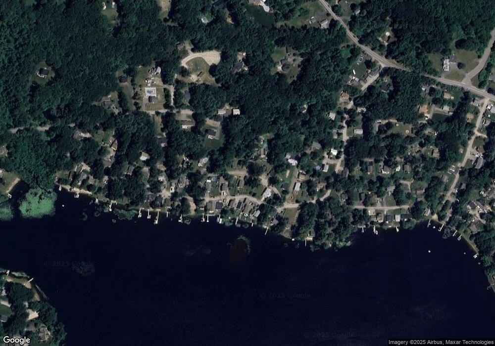 69 Birch Dr, Sandown, NH 03873 - photo 1