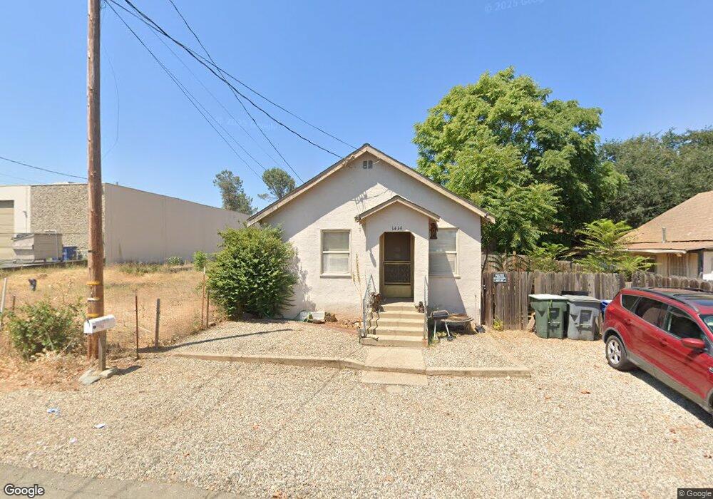 1412 Spruce St, Redding, CA 96001 - photo 1