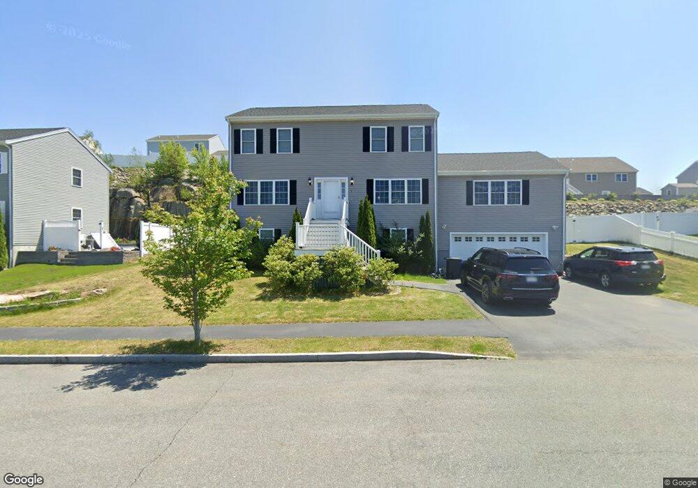 5 Conaxis Cir, Peabody, MA 01960 - photo 1