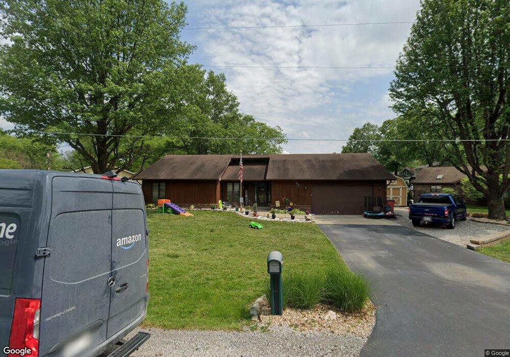 18 Lakeview Dr, Freeburg, IL 62243 - photo 1