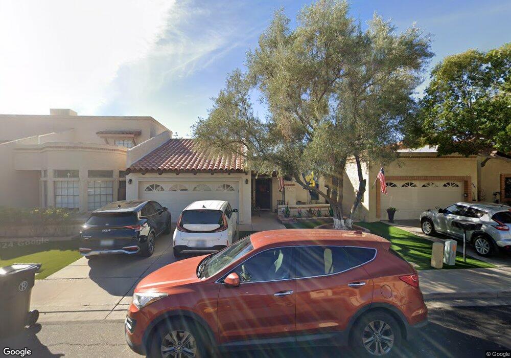 2047 W Nopal Ave, Mesa, AZ 85202 - photo 1