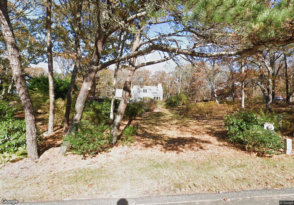 18 Sengekontacket Rd, Oak Bluffs, MA 02557 - photo 1