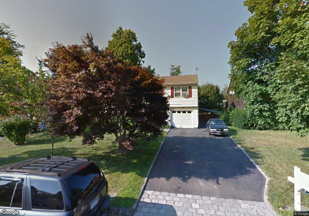 6 Highland Ct, Norwalk, CT 06854 - photo 1