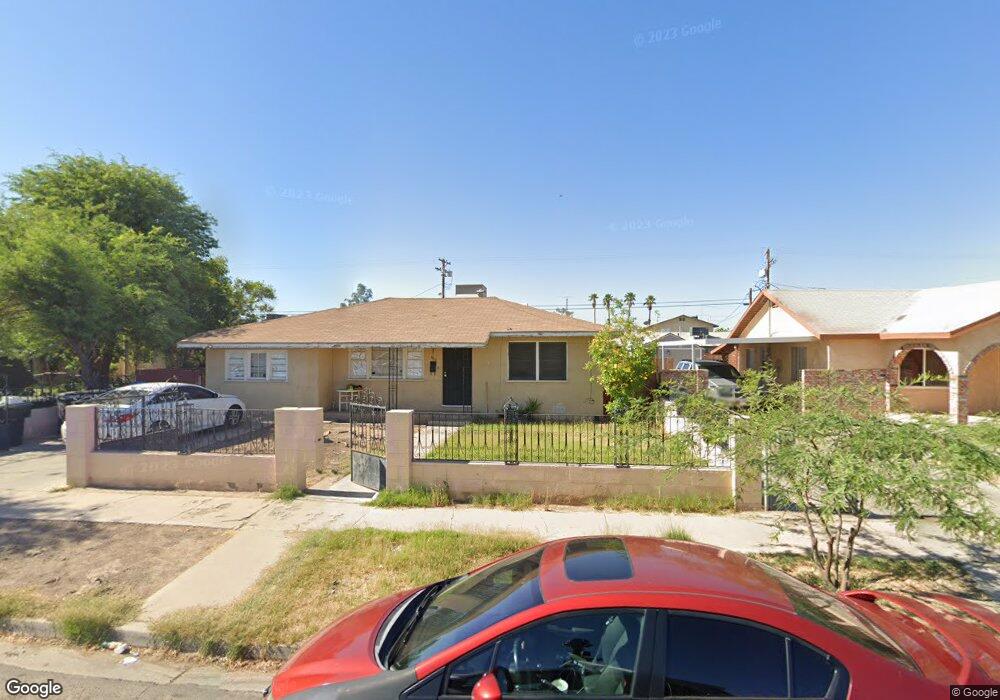 862 W Euclid Ave, El Centro, CA 92243 - photo 1