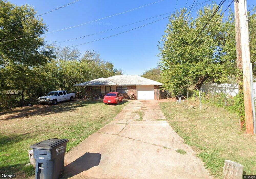 112 W Burns St, Shawnee, OK 74801 - photo 1