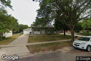 715 30th St NE, Rochester, MN 55906