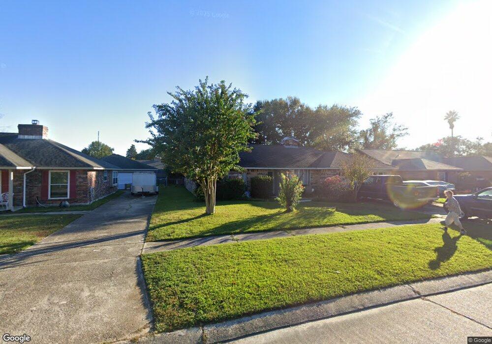 431 Brokenbough Dr, Slidell, LA 70458 - photo 1