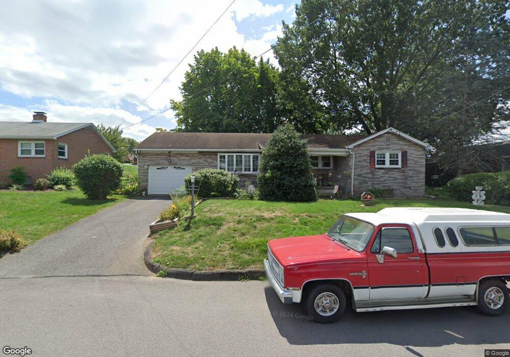 19805 Evelyn Ave, Hagerstown, MD 21742 - photo 1