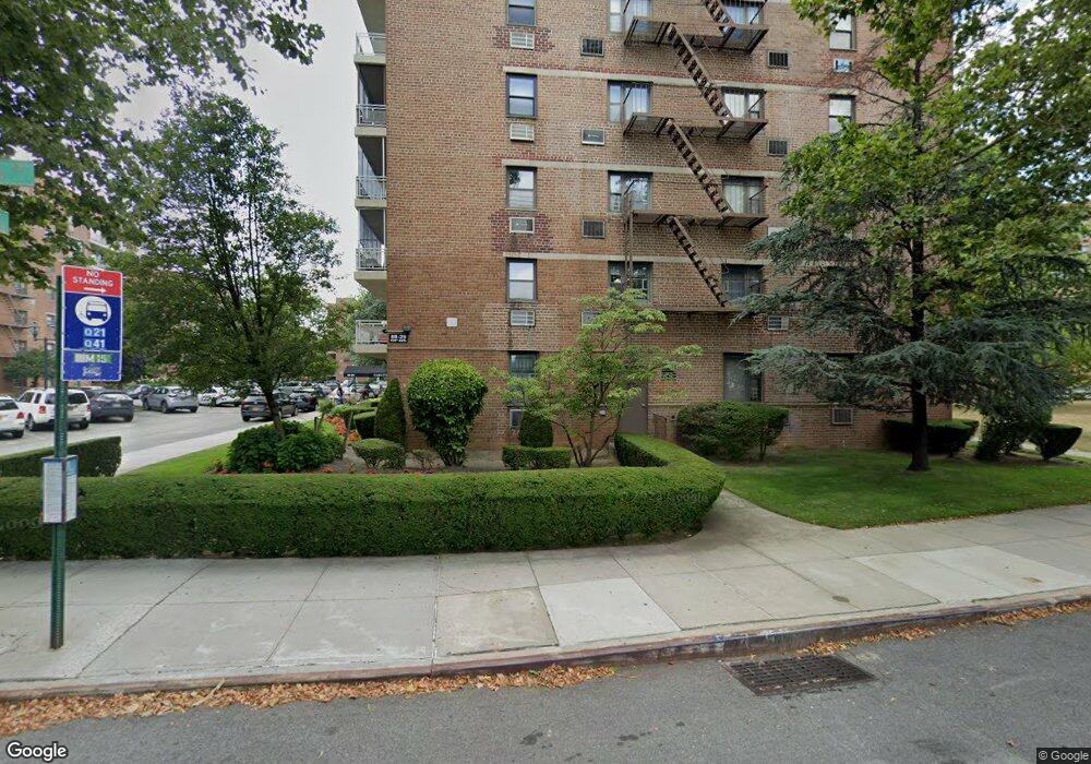 Lindenwood Village Section C unit 3C, Howard Beach, NY 11414 - photo 1