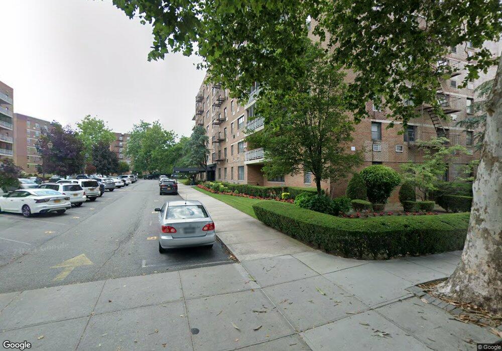 Lindenwood Village Section C unit 6-E, Howard Beach, NY 11414 - photo 1