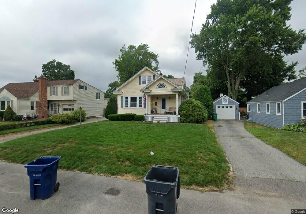 279 Greenwood Ave, Warwick, RI 02886 - photo 1