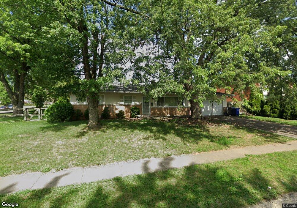 4519 Kenfield Rd, Columbus, OH 43224 - photo 1