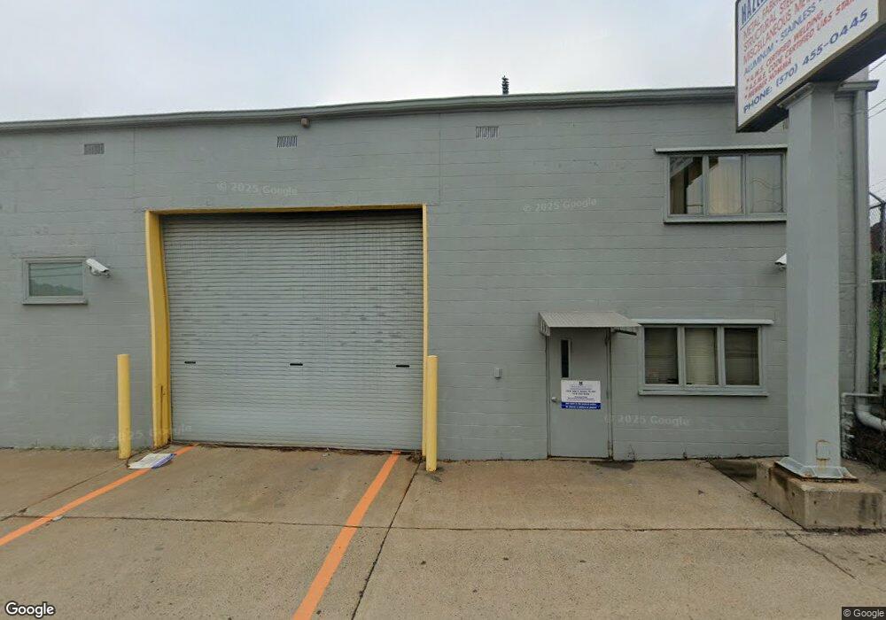 154 N Cedar St, Hazleton, PA 18201 - photo 1