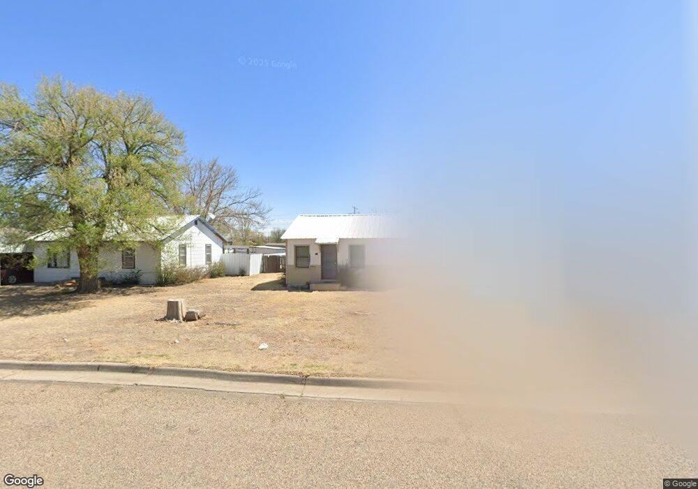 1111 Durrett Ave, Dumas, TX 79029 - photo 1