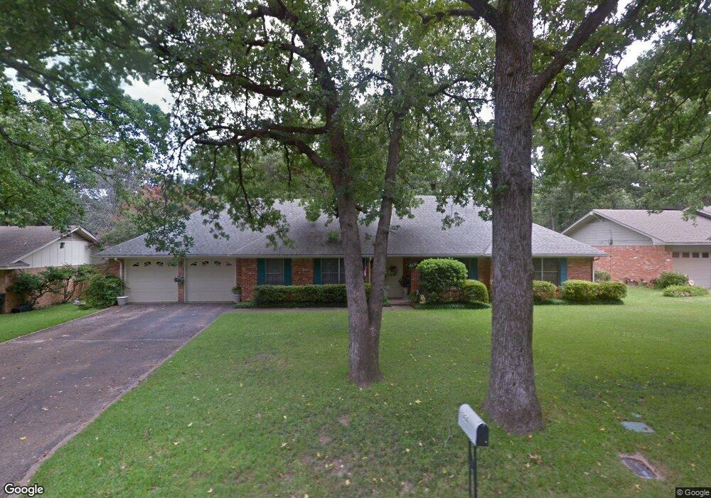 1414 Kensington Dr, Tyler, TX 75703 - photo 1