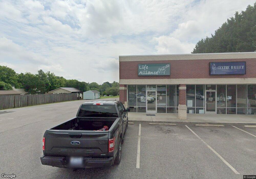 924 Davie Ave, Statesville, NC 28677 - photo 1