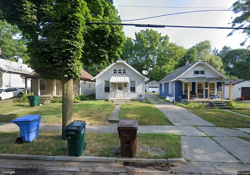 1224 W Maple St, Lansing, MI 48915 - photo 1