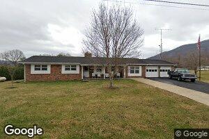 112 Woodcrest Ln, Johnson City, TN 37601