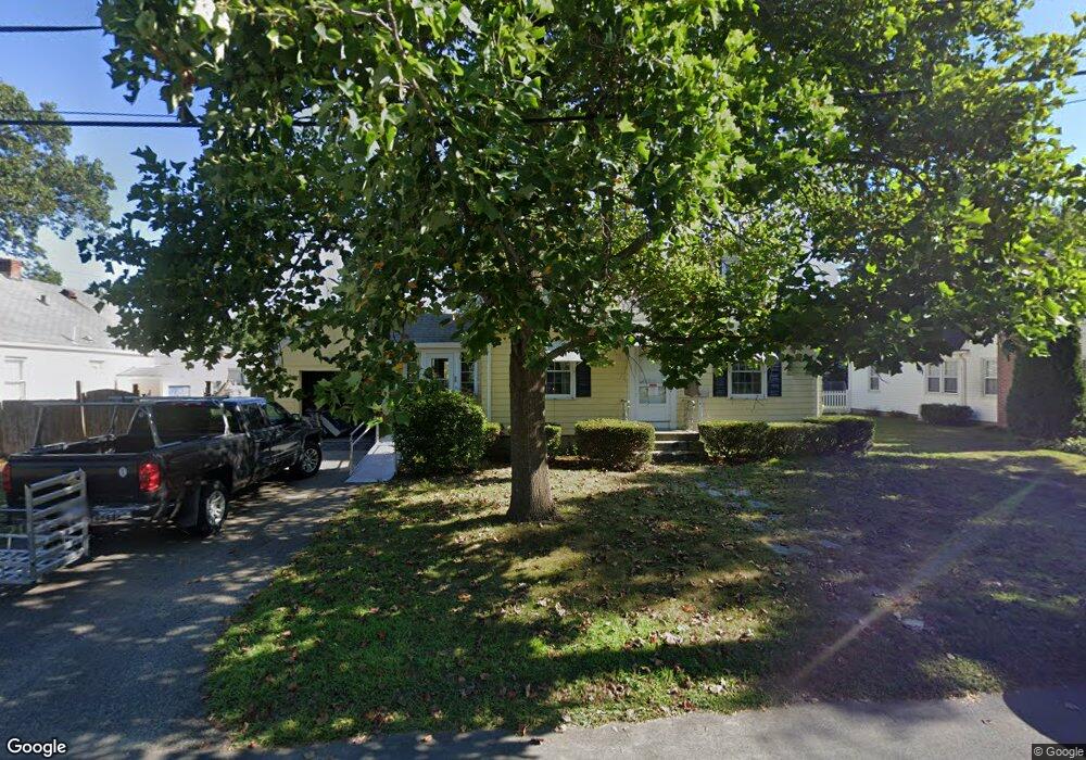 39 Gillan Ave, Warwick, RI 02886 - photo 1