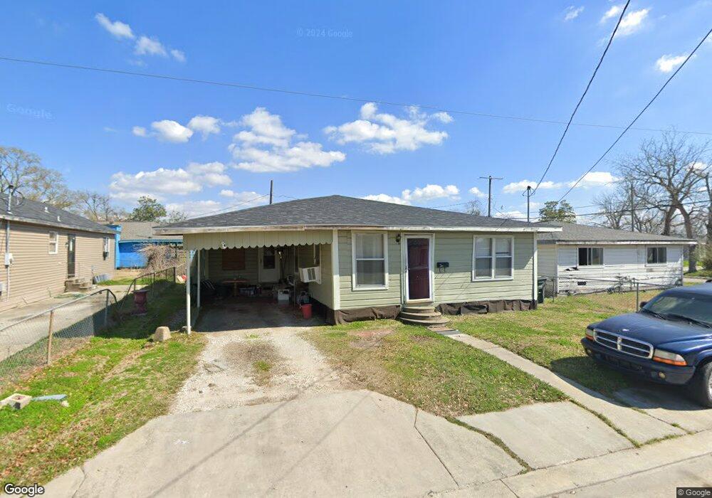 702 Pear St, Lake Charles, LA 70601 - photo 1