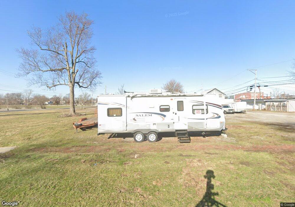 208 Clinton St, Findlay, OH 45840 - photo 1