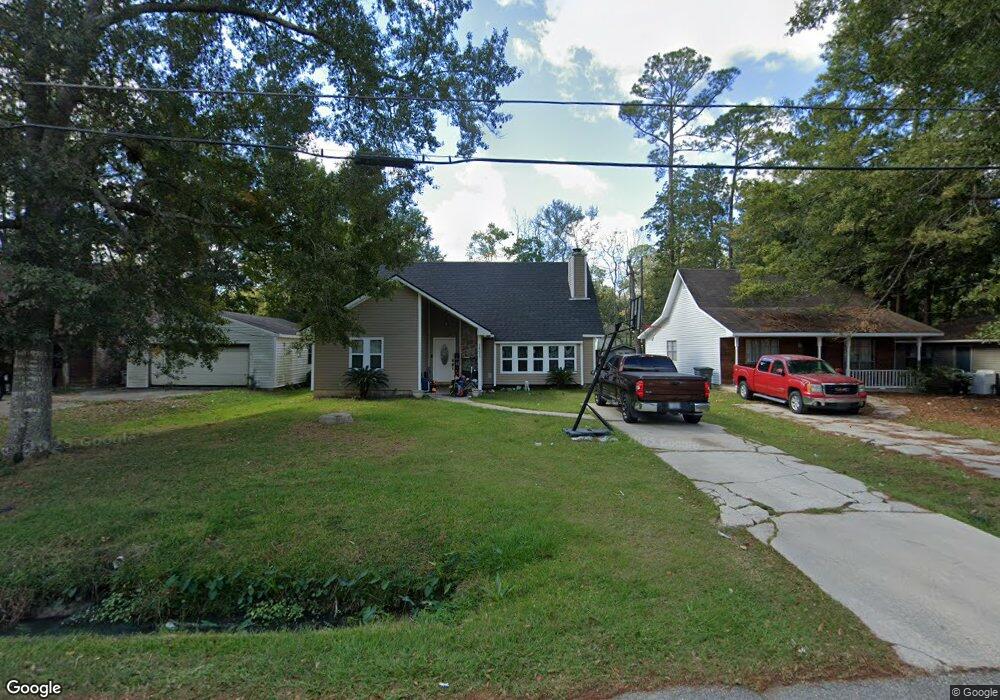 34070 Live Oak Ln, Slidell, LA 70460 - photo 1