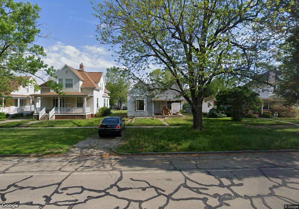 2920 Western Ave, Mattoon, IL 61938 - photo 1