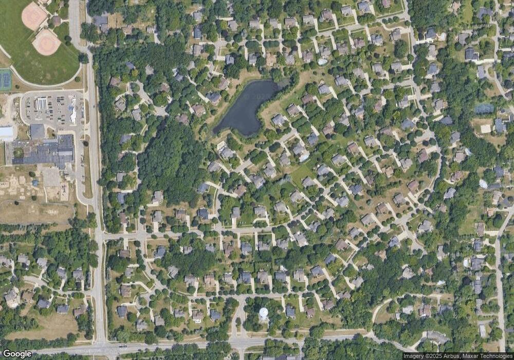 7255 Aaronway Dr, Orchard Lake, MI 48324 - photo 1