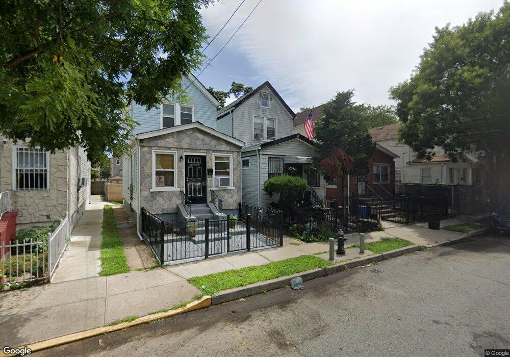 15066 116th Rd, Jamaica, NY 11434 - photo 1