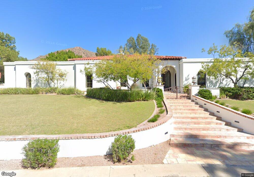 5418 E Camelhill Rd, Phoenix, AZ 85018 - photo 1