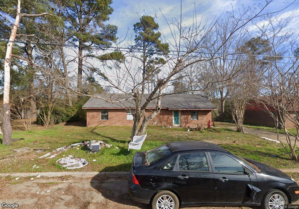 153 Nelson Dr, Hazlehurst, MS 39083 - photo 1