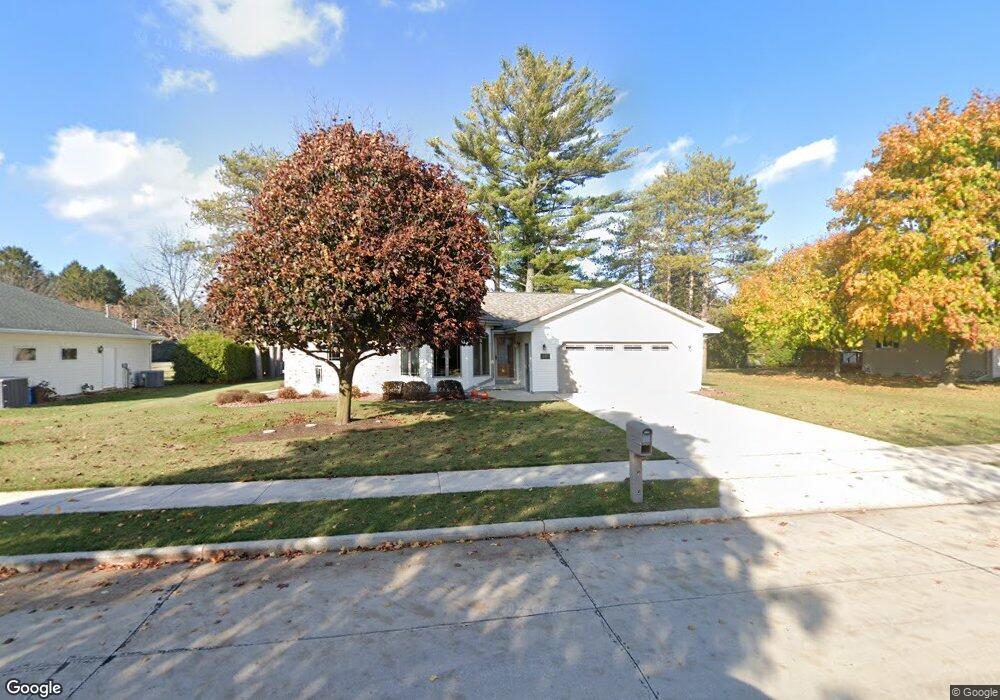 3110 44th St, Two Rivers, WI 54241 - photo 1