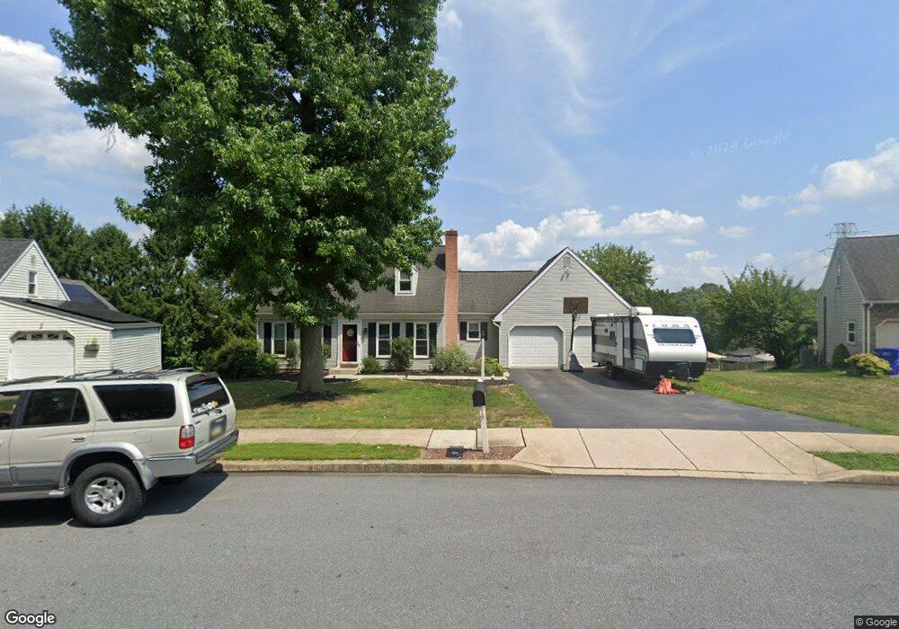 1570 S Jefferson Ct, Lancaster, PA 17602 - photo 1