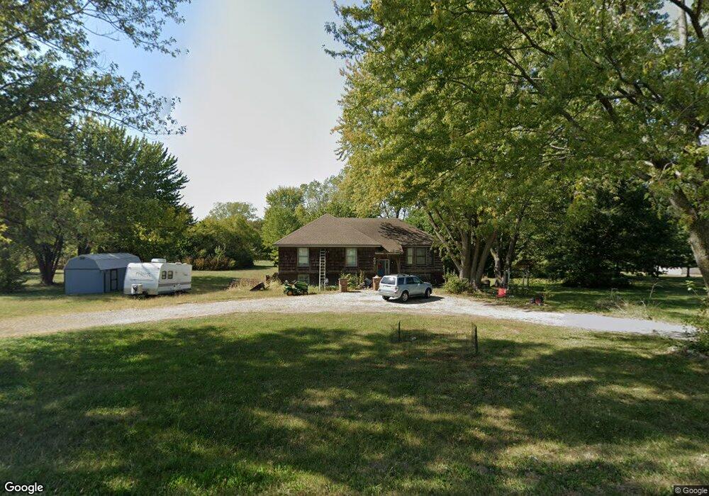 904 Wesley Cir, Raymore, MO 64083 - photo 1