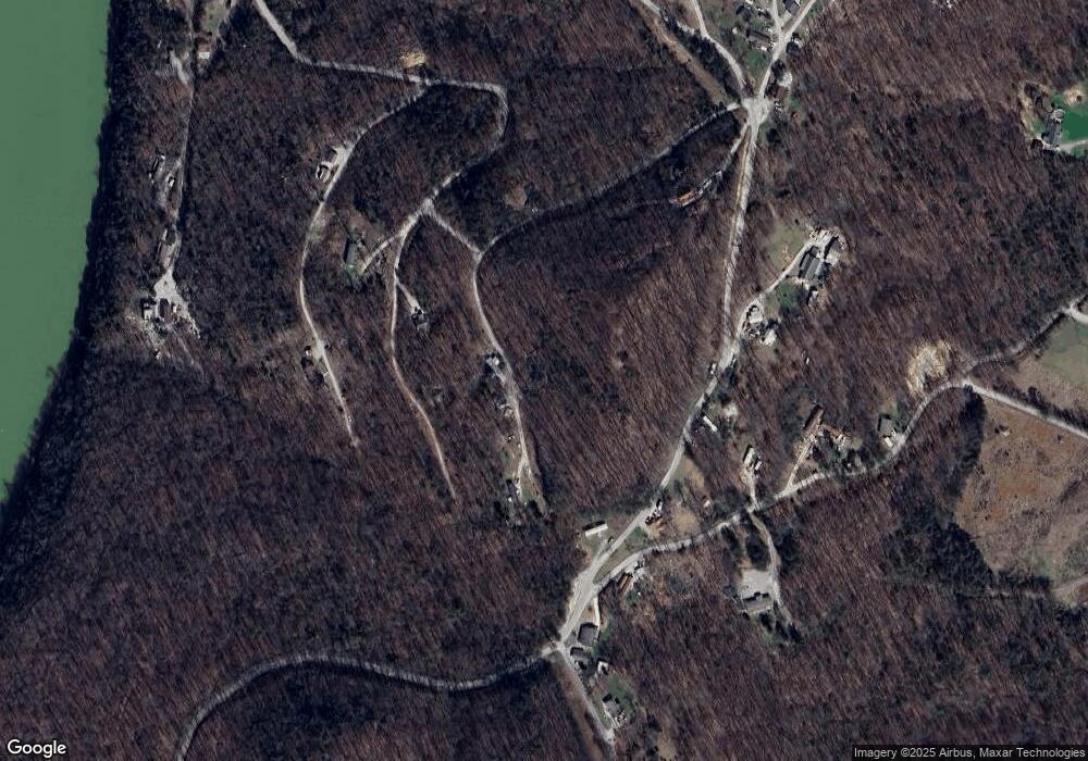 241 Apple Tree Dr, Burnside, KY 42519 - photo 1