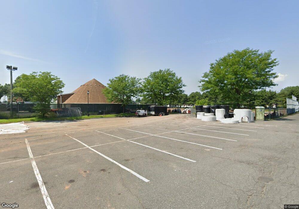 1010 Redspire Dr unit E2, Union, NJ 07083 - photo 1