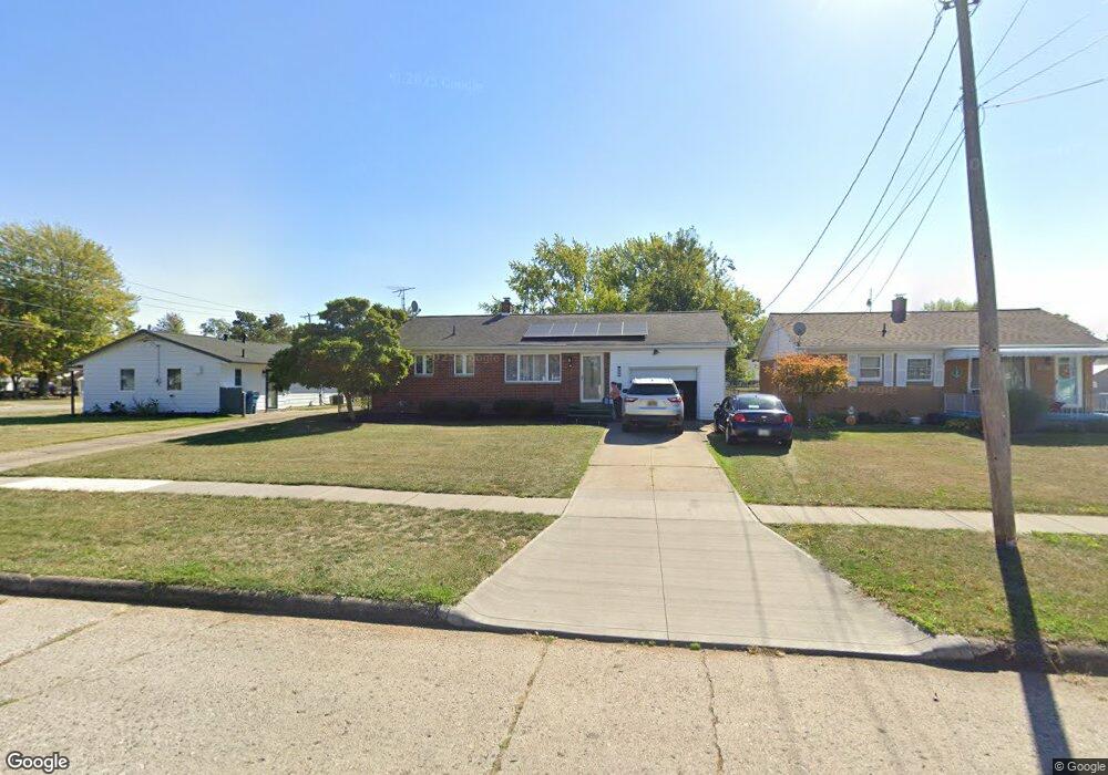 1994 E 37th St, Lorain, OH 44055 - photo 1