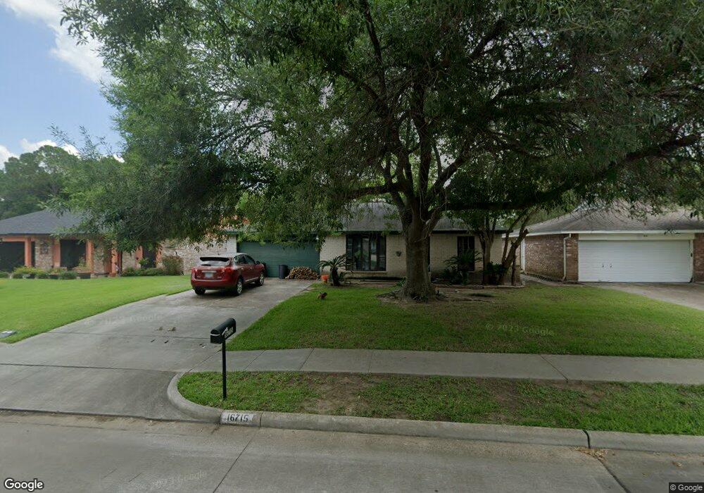 16715 Blackhawk Blvd, Friendswood, TX 77546 - photo 1