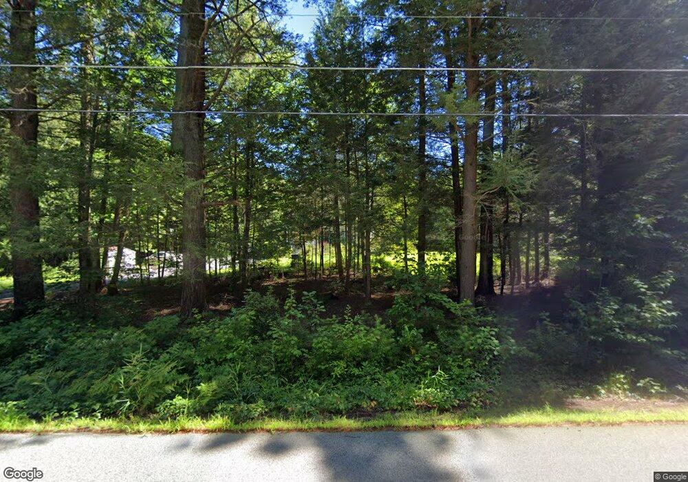 81 Linscott Rd, North Berwick, ME 03906 - photo 1