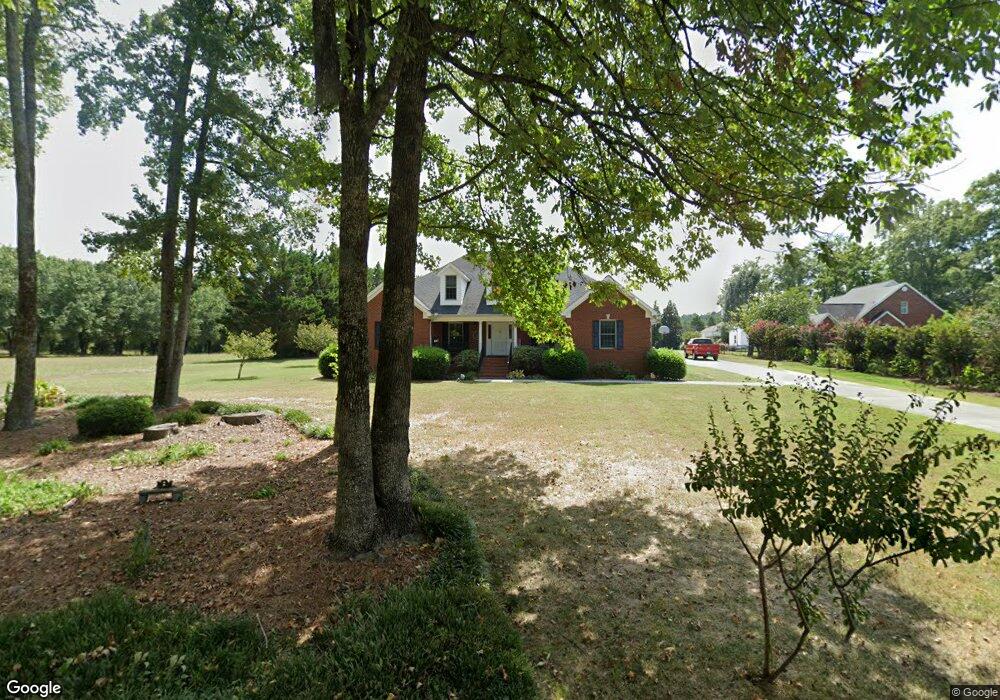 123 Colonial Way NE, Calhoun, GA 30701 - photo 1
