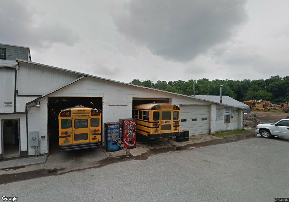 32 Honeysuckle Ln, Wilmington, DE 19804 - photo 1