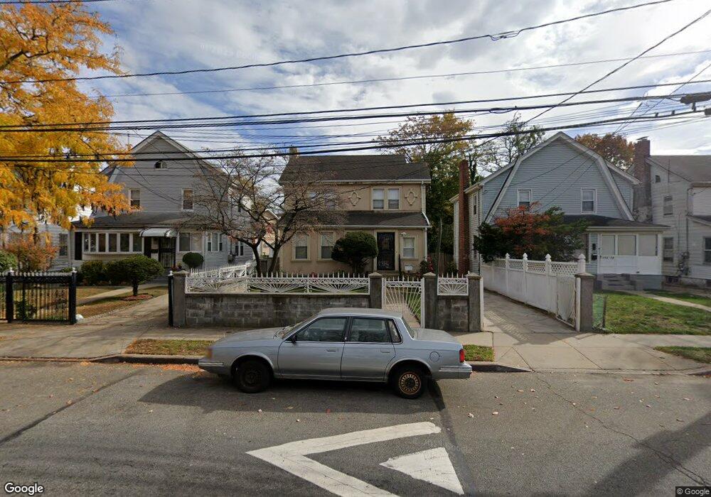 17822 Baisley Blvd, Jamaica, NY 11434 - photo 1