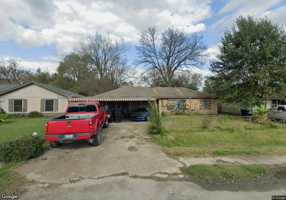 6949 Peyton St, Houston, TX 77028 - photo 1