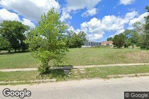 912 16th Ave SE, Cedar Rapids, IA 52401