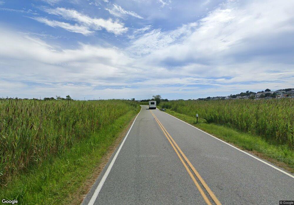 1201 Bonnet Point Rd, Narragansett, RI 02882 - photo 1