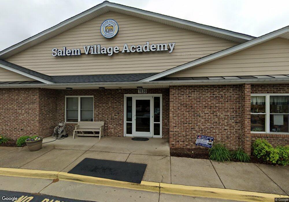 7030 Bluefield Dr, Fredericksburg, VA 22407 - photo 1